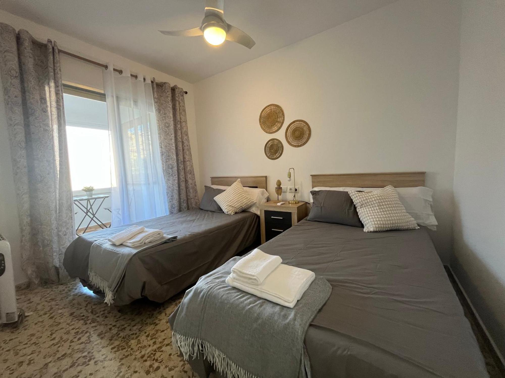 Love Rent4 Malaga Huelin Экстерьер фото